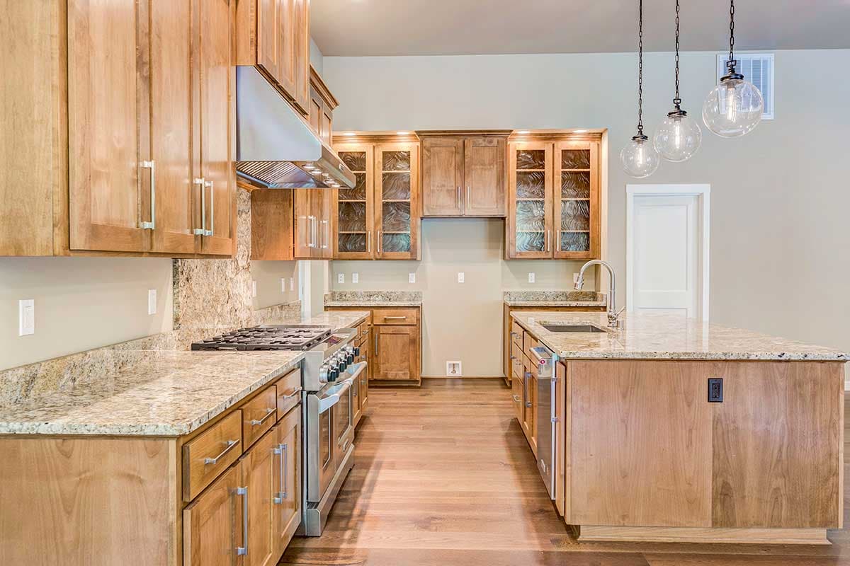 Plan 69579AM: Attractive 3 Bedroom Craftsman Ranch - Image #8 - Craftsman, Northwest, Ranch
