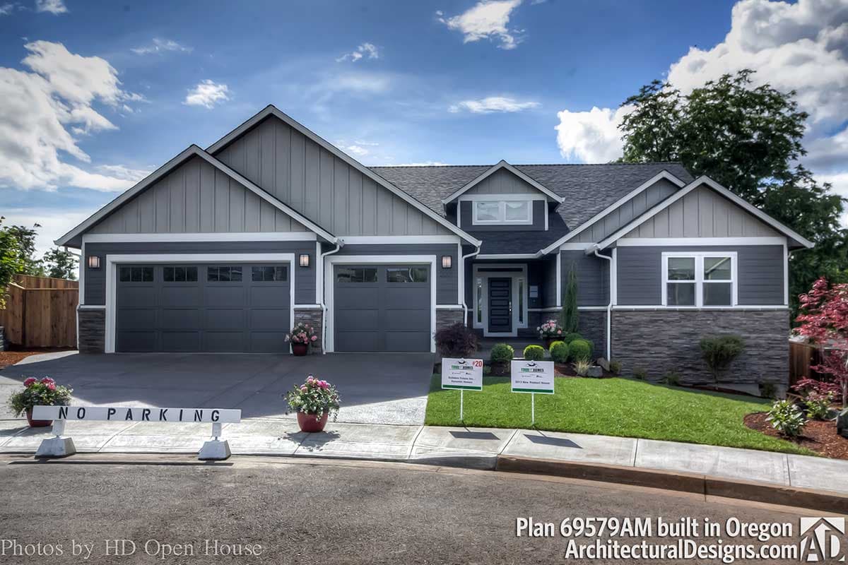 build gallery item - House Plan 69579AM Comes To Life In Oregon!