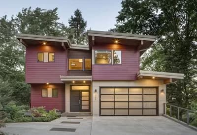 Contemporary Beauty For Sloping Lot