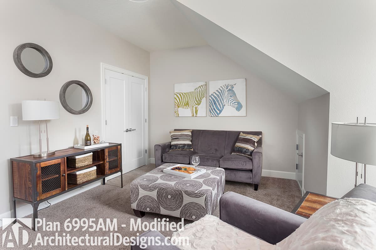 Plan 6995AM: Two Story Home Plan with 4 Upstairs Bedrooms - 2606 Sq Ft - Image #28 - Northwest, Traditional