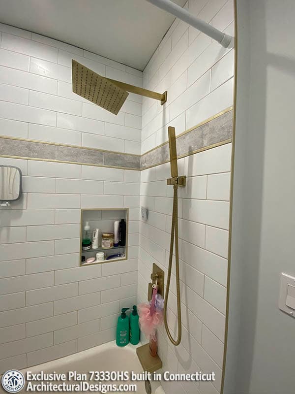 Client Photo id:  353201