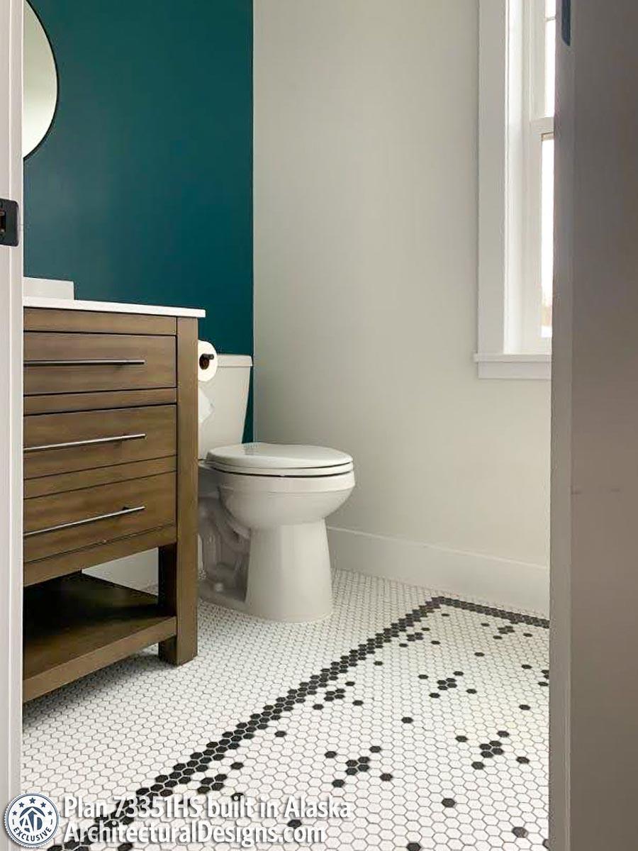 Client Photo id:  381703