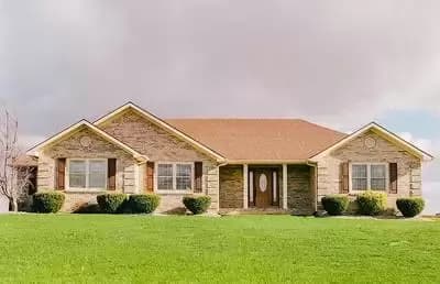 Traditional 3 Bed Ranch House Plan