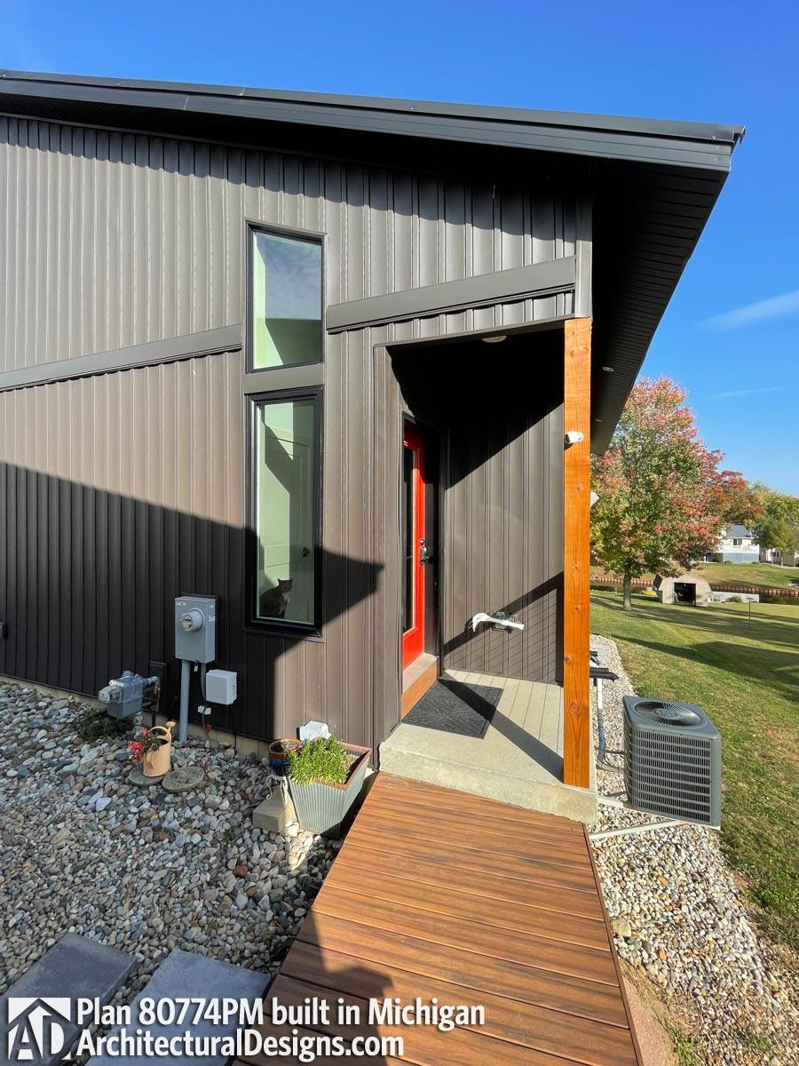 Client Photo id:  430215