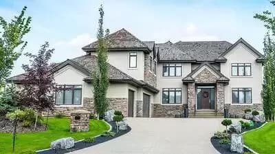 Stunning Entry Foyer