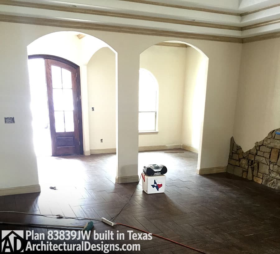 Client Photo id:  190353