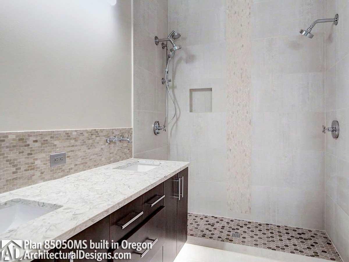 Client Photo id:  251832