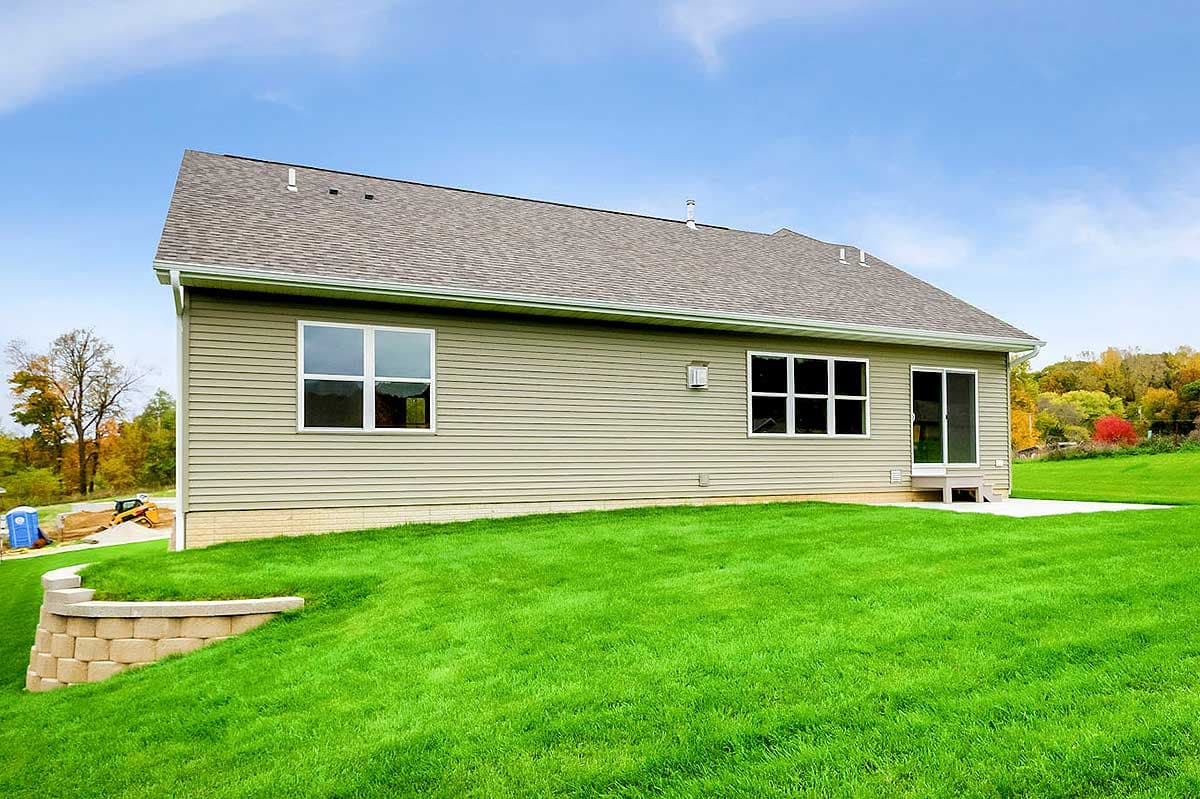 Plan 89818AH: Small Ranch Lives Large - Image #15 - Ranch, Traditional