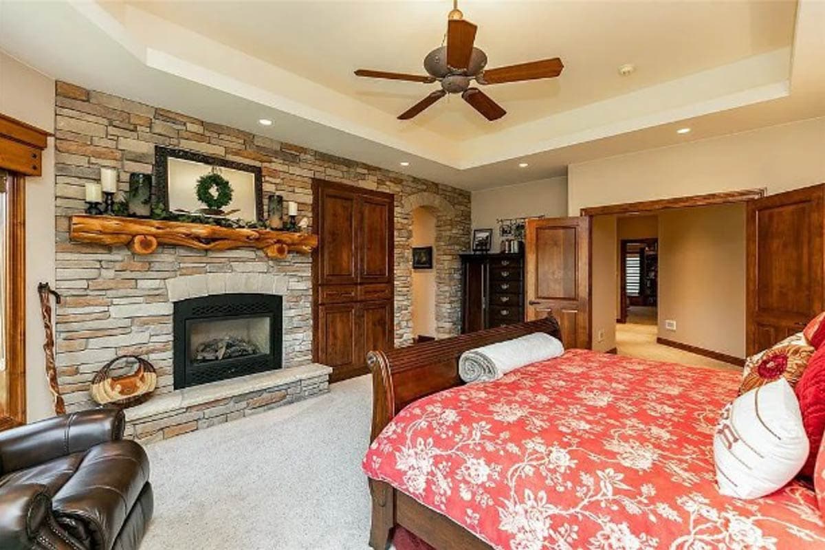 Plan 89896AH: One Level Craftsman Home Plan - 3794 Sq Ft - Image #11 - Craftsman, Northwest, Ranch