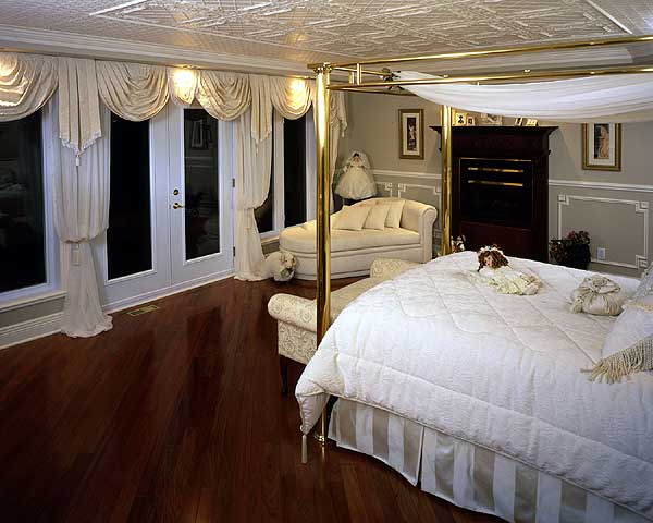 Plan 90018PD: Sunken Living Room - Image #7 - European