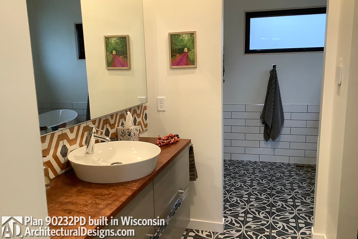 Client Photo id:  391420