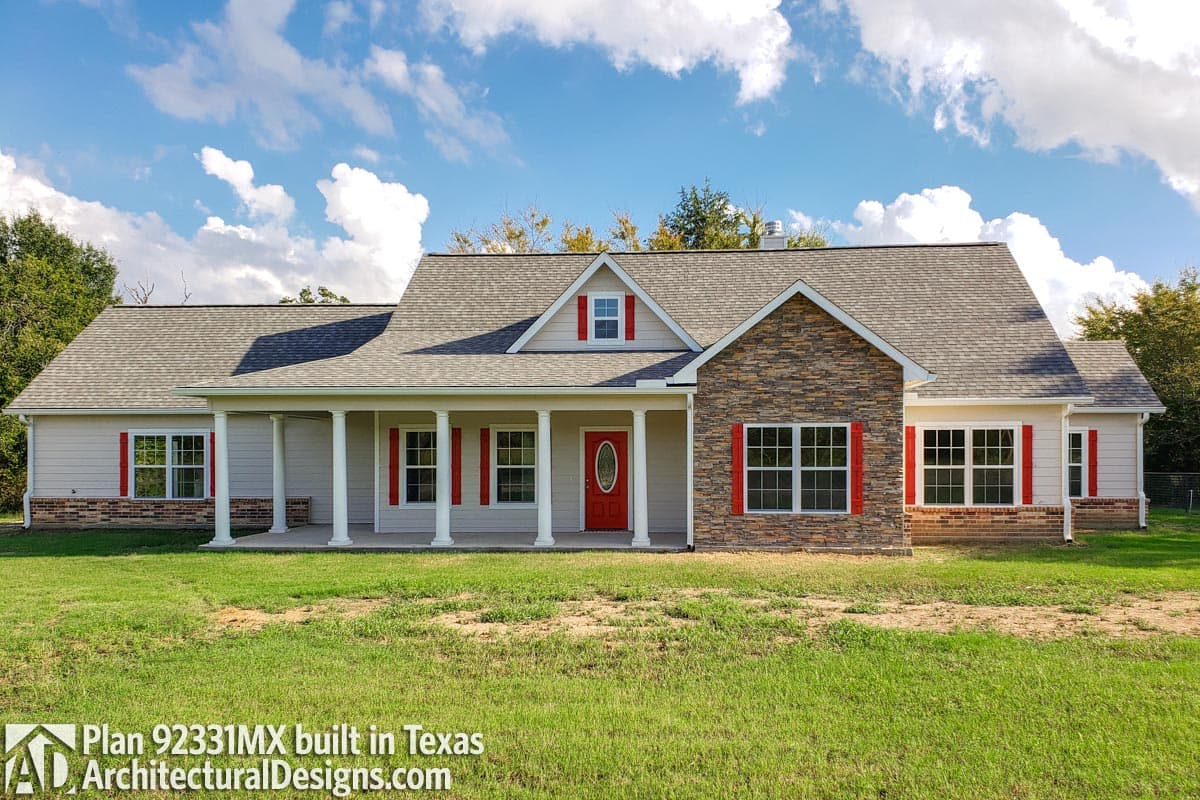 build gallery item - House Plan 92331MX comes to life in Texas