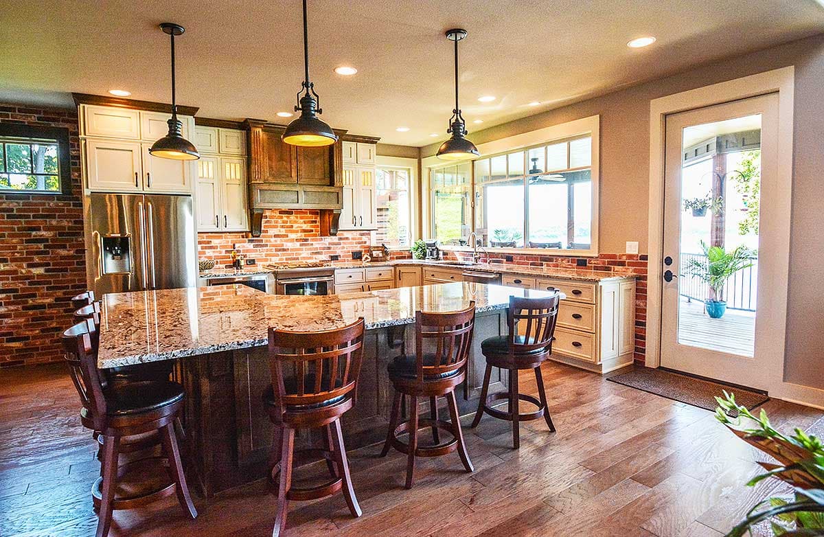 Plan 92350MX: Lake House Plan with Stacked Rear Porches - 2618 Sq Ft - Image #16 - Craftsman, Mountain, Rustic