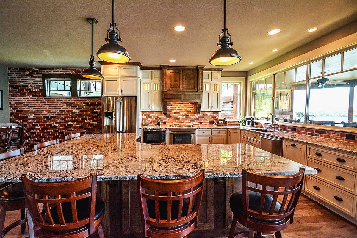 Plan 92350MX: Lake House Plan with Stacked Rear Porches - 2618 Sq Ft - Image #15 - Craftsman, Mountain, Rustic