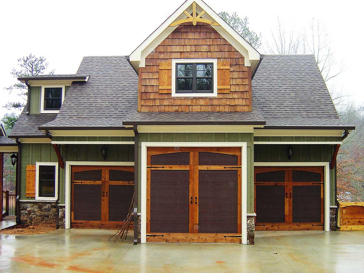 Plan 92369MX: 3 Car 1025 Square Foot Rustic Garage with 803 Square Feet of Living Above - Image #6 - Carriage, Cottage, Craftsman, Mountain, Rustic
