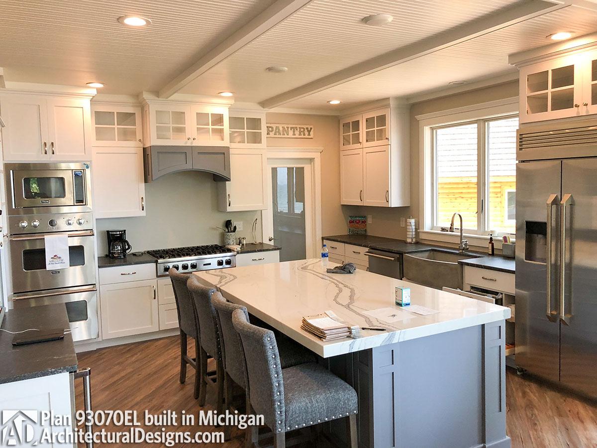 Client Photo id:  329233