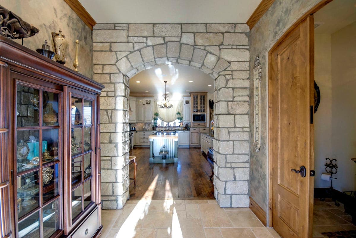 Plan 9516RW: Lower Level Entertainment Center - Image #16 - European, Rustic
