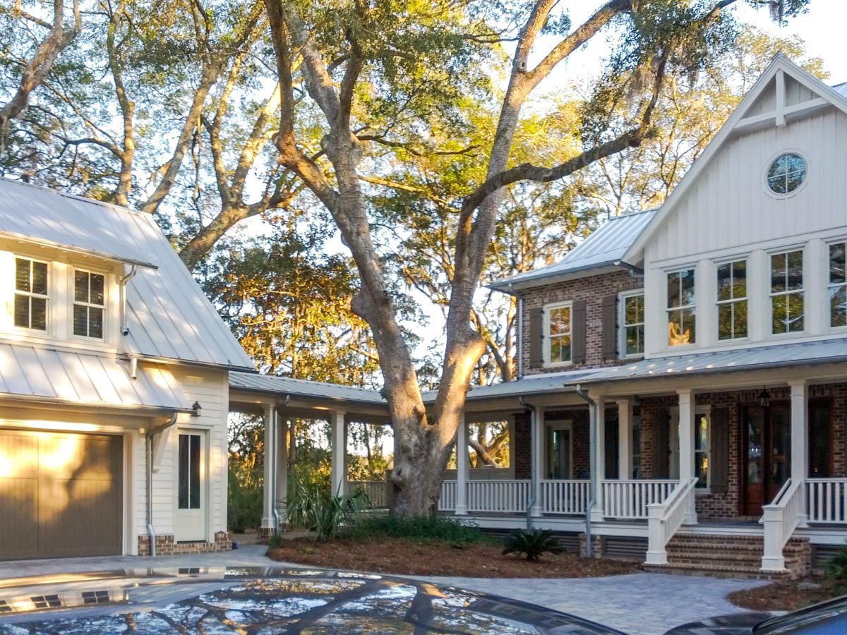 Exclusive 4Bed House Plan with Detached InLaw Suite 93109EL