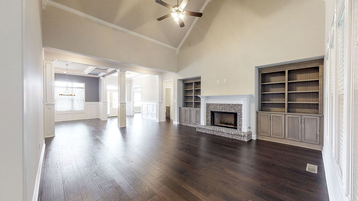 Split Bedroom Beauty with Vaulted Keeping Room - 710112BTZ ...