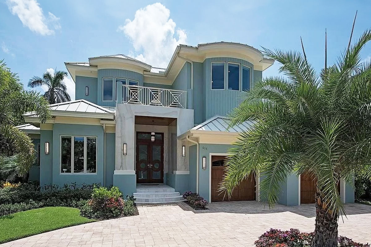 Plan 31859DN: 4-Bed Contemporary Coastal House Plan with Dual Master ...